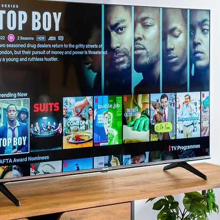 Modern - Centre - Netflix - Wifi 302qb *